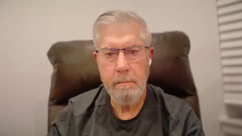 Snapshot of yougogirl_3 chatting on November 22, 12:04 pm Colorado Guy Straight online show from November 22, 12:04 pm