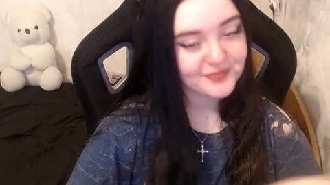 your_8a8y online show from January 6, 6:36 am