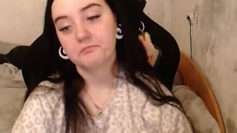 your_8a8y online show from September 29, 1:05 pm