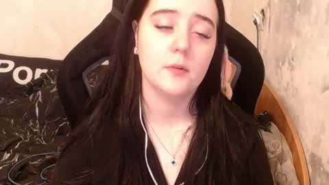 your_8a8y online show from October 14, 7:31 am