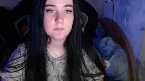 your_8a8y online show from November 26, 7:48 pm