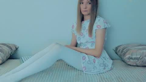 Lily online show from September 14, 8:46 am