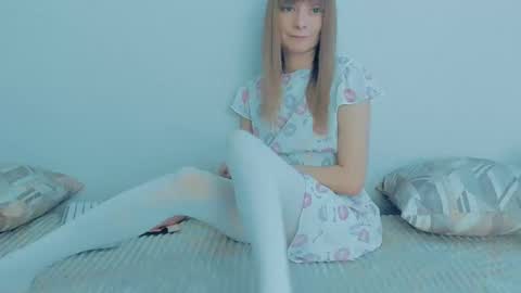 Lily online show from October 14, 4:02 am