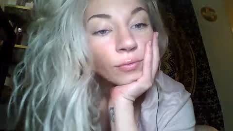 your_fav1 online show from November 12, 6:08 pm