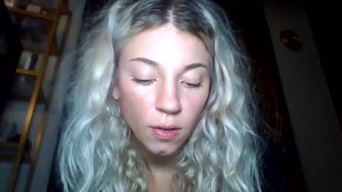 your_fav1 online show from November 23, 7:30 am