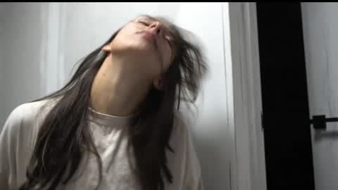 Meri  online show from October 14, 7:47 pm