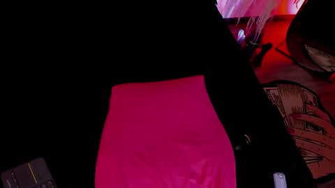 Cami independent model online show from December 19, 10:34 am