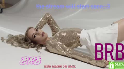 Alice  online show from December 9, 12:12 am