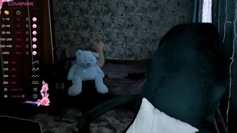 Molly online show from December 4, 6:22 am