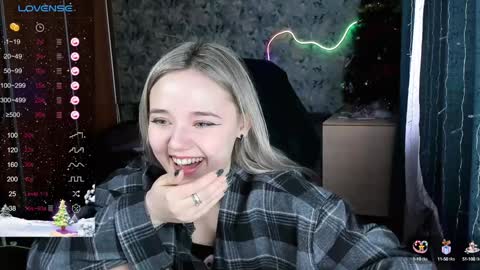 Molly online show from January 12, 7:00 am