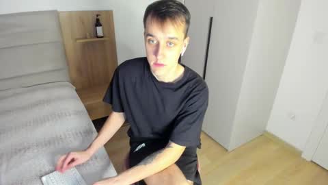 Alex online show from March 3, 3:19 am