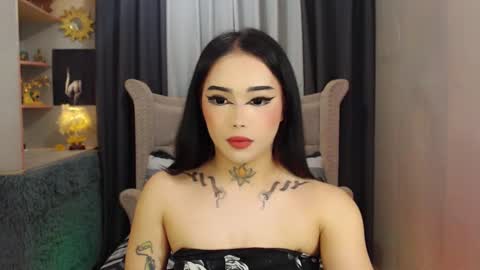 kim online show from February 23, 6:45 pm