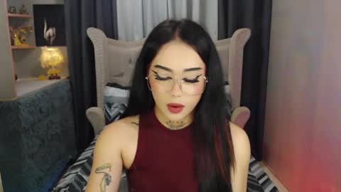 kim online show from February 23, 10:20 pm