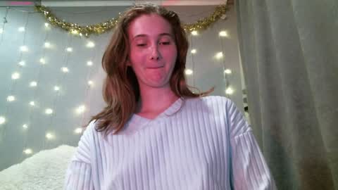 creamysister online show from January 1, 2:52 pm