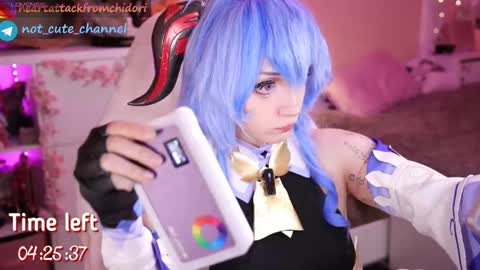 Snapshot of yourcutewaifu chatting on November 23, 10:04 am Lina Fansly online show from November 23, 10:04 am