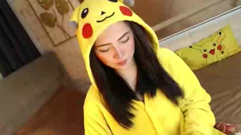 JEN  online show from September 18, 11:01 am