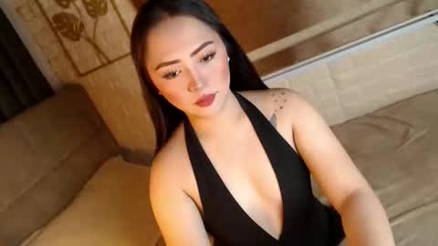 JEN  online show from November 23, 9:31 am