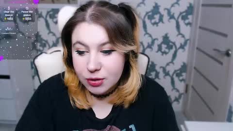 Snapshot of yourkarma_2_0 chatting on March 11, 3:45 pm Karma online show from March 11, 3:45 pm