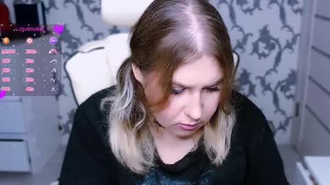 Snapshot of yourkarma_2_0 chatting on September 22, 11:12 am Karma online show from September 22, 11:12 am