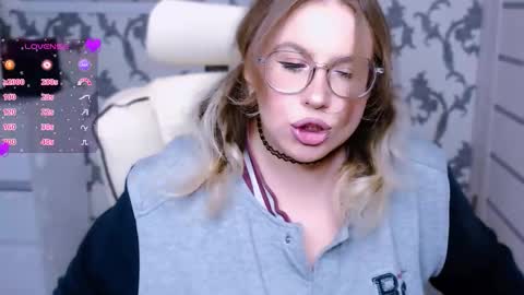 Snapshot of yourkarma_2_0 chatting on September 26, 10:19 am Karma online show from September 26, 10:19 am