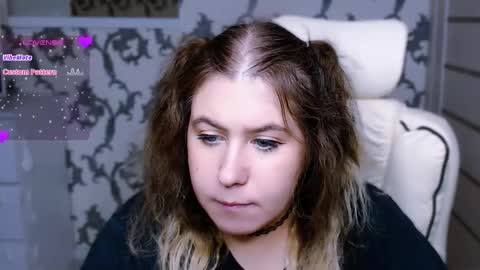 Snapshot of yourkarma_2_0 chatting on October 28, 5:59 pm Karma online show from October 28, 5:59 pm