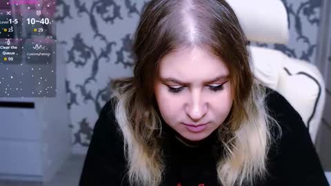 Snapshot of yourkarma_2_0 chatting on November 30, 6:34 pm Karma online show from November 30, 6:34 pm