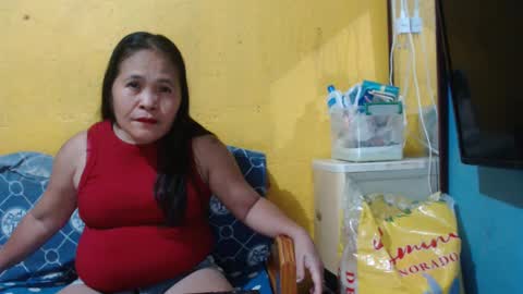 Snapshot of yourlove_regine chatting on January 9, 12:09 pm Regine online show from January 9, 12:09 pm