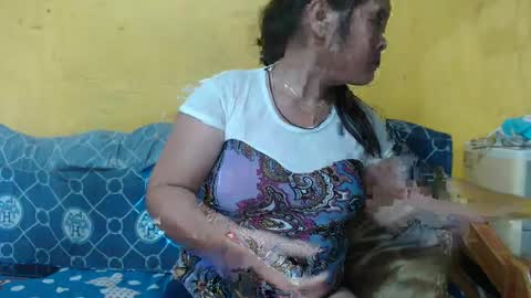 Snapshot of yourlove_regine chatting on January 13, 4:18 am Regine online show from January 13, 4:18 am