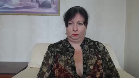 Snapshot of yourmilf4love chatting on September 18, 8:38 am lANA online show from September 18, 8:38 am