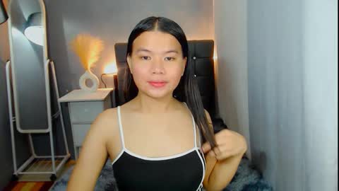 yourmissingprincess online show from November 24, 4:45 am