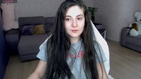 Yourr Muse online show from February 22, 3:45 am