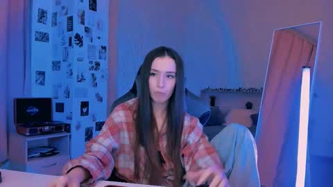 Eva online show from October 2, 8:38 pm