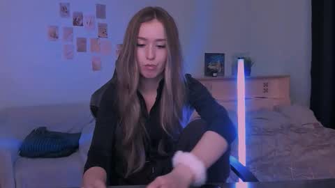 Eva online show from November 8, 8:18 pm