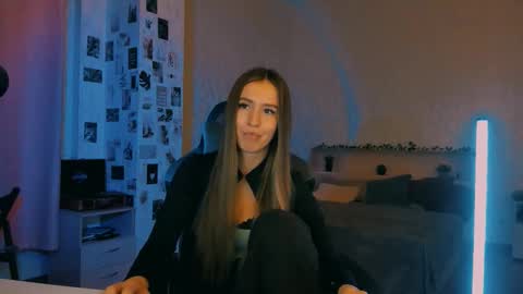 Eva online show from November 11, 7:36 pm