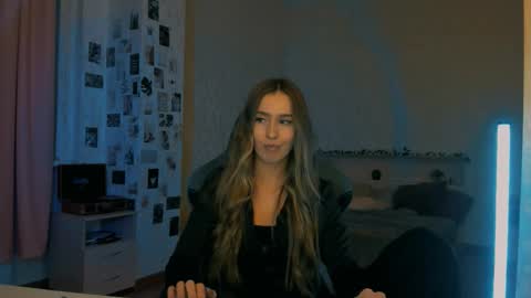 Eva online show from November 22, 7:46 pm