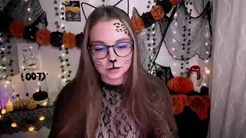 Happy online show from October 28, 9:02 am