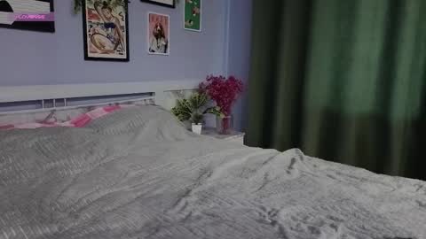 yoursecretplessure online show from November 23, 4:12 am