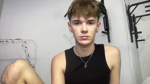 Snapshot of yoursweetyguy chatting on November 7, 3:34 pm yoursweetyguy online show from November 7, 3:34 pm