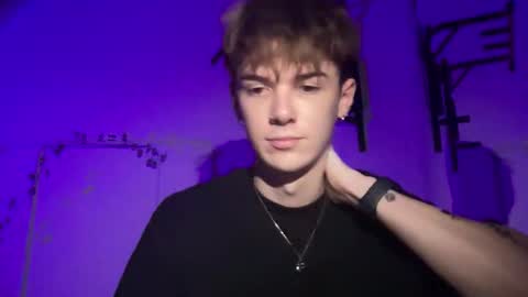 Snapshot of yoursweetyguy chatting on November 26, 3:35 pm yoursweetyguy online show from November 26, 3:35 pm