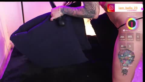 Snapshot of yourtoybella chatting on October 10, 7:35 pm Bella- Independert Model online show from October 10, 7:35 pm