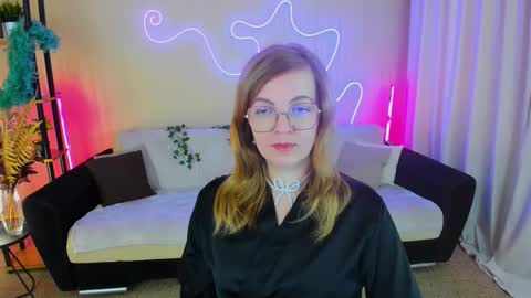 Alice online show from October 10, 11:09 am