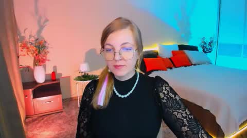 Alice online show from November 4, 9:41 am