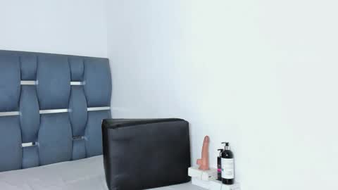 yourwife_anna online show from October 20, 10:27 am