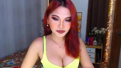 Snapshot of youungsextdeity chatting on December 30, 7:04 am cathy online show from December 30, 7:04 am