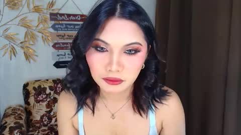 Snapshot of youungsextdeity chatting on November 20, 9:20 am cathy online show from November 20, 9:20 am