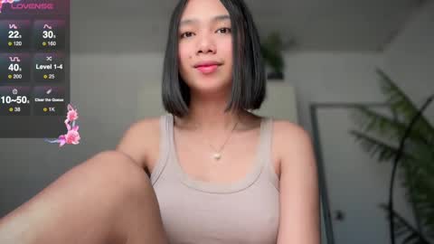 YowgineTheGreat online show from January 8, 4:02 am