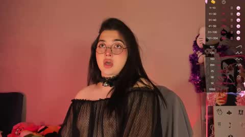 Ysabell online show from February 14, 9:56 am