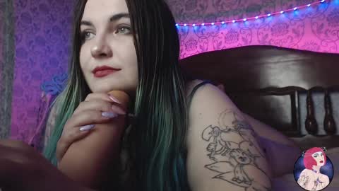 Snapshot of yuki_yumiya chatting on December 11, 2:00 pm Annie online show from December 11, 2:00 pm