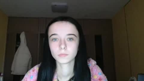 Yuliia online show from November 3, 6:47 am