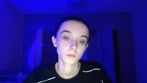 Yuliia online show from November 7, 6:24 am